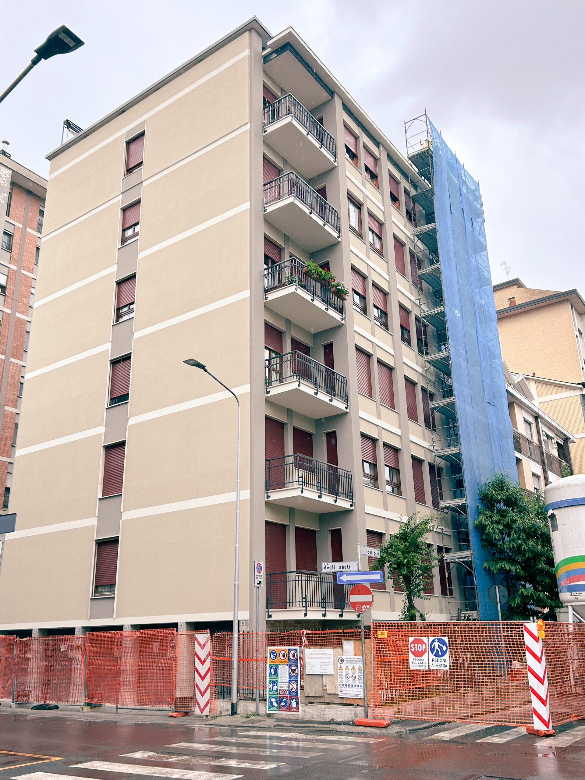 Via Abeti - Dettaglio 1